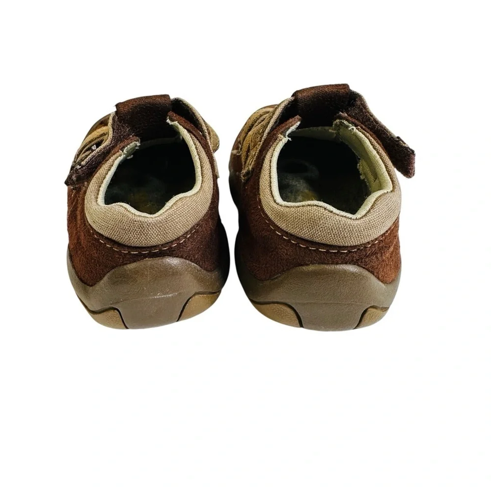 Bum Kids Darin Brown Tan Suede Hook and Loop Sandals Toddler Size 3
